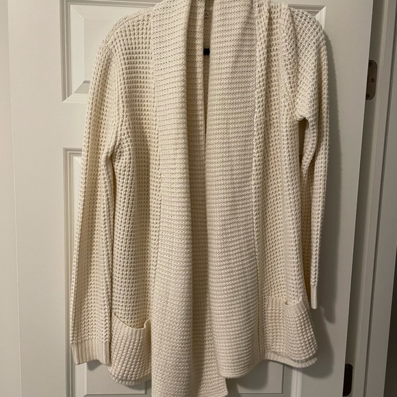 Merona sweater - Picture 1 of 2
